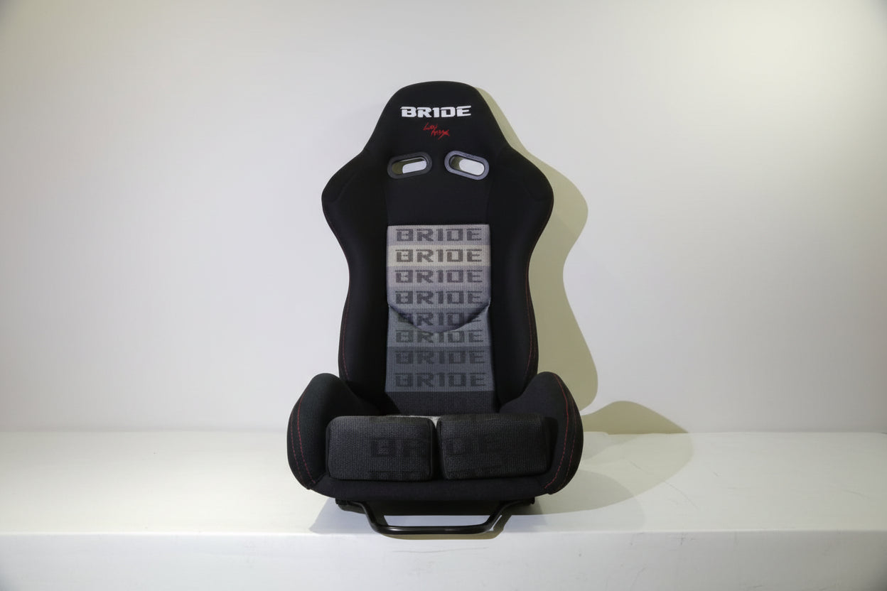 STRADIA II SPORT Reclining Racing Seats Nightlife accessories